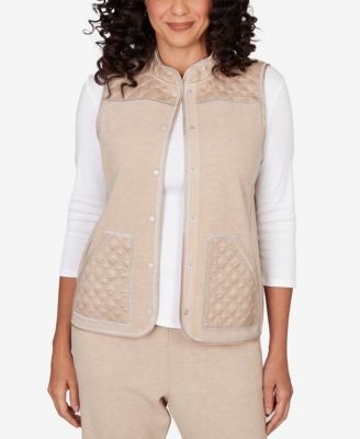 Women's Comfort & Joy Quilted Snap Front Vest