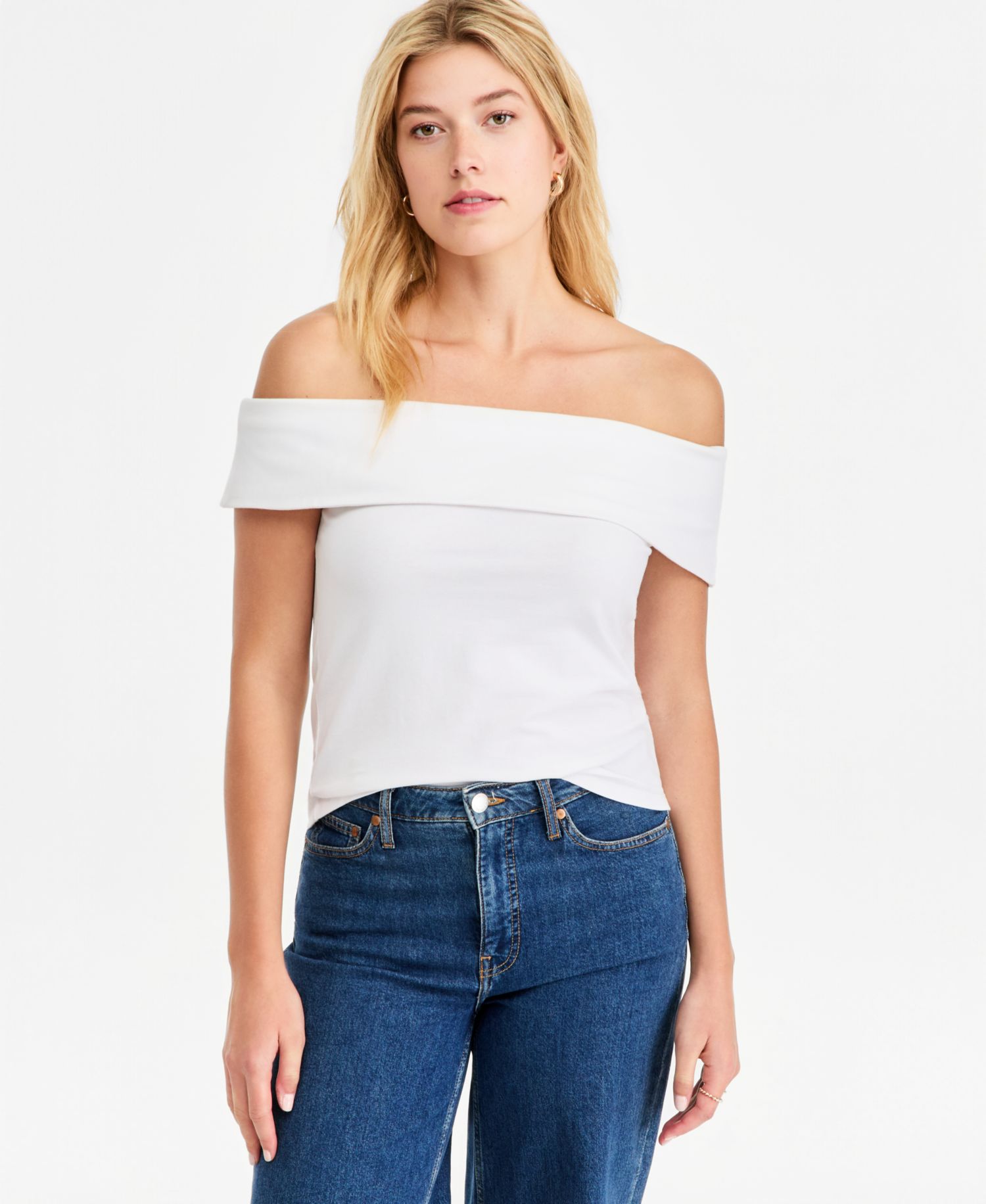 Women's Off-The-Shoulder Jersey Knit Top