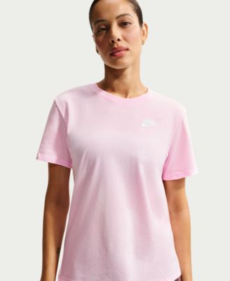 Women's   Sportswear Club Essentials   T-Shirt