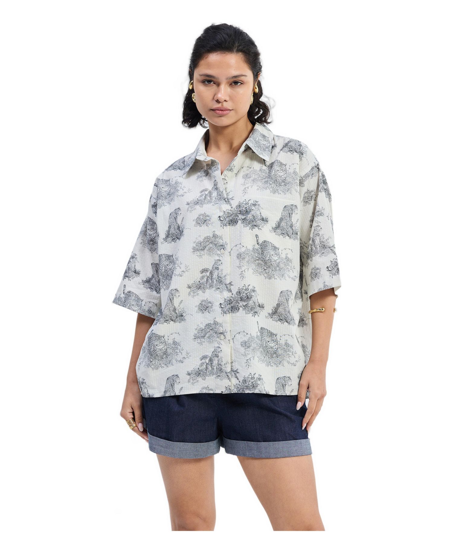 Women's Oversized High-Low Shirt in Animal print