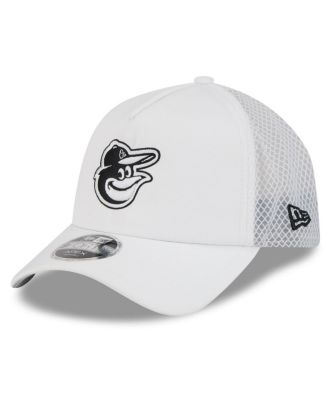 Men's White Baltimore Orioles 2026 Batting Practice Apex 9FORTY Adjustable Trucker Hat
