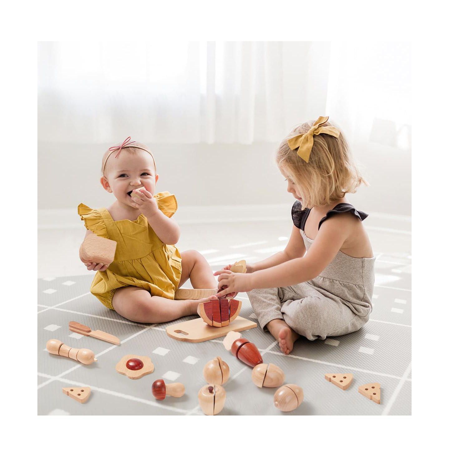 Детские игрушки Tiny Land Cut-and-Play Wooden Play Food Set, 10+ Pieces, Ages 3+ — фото 4