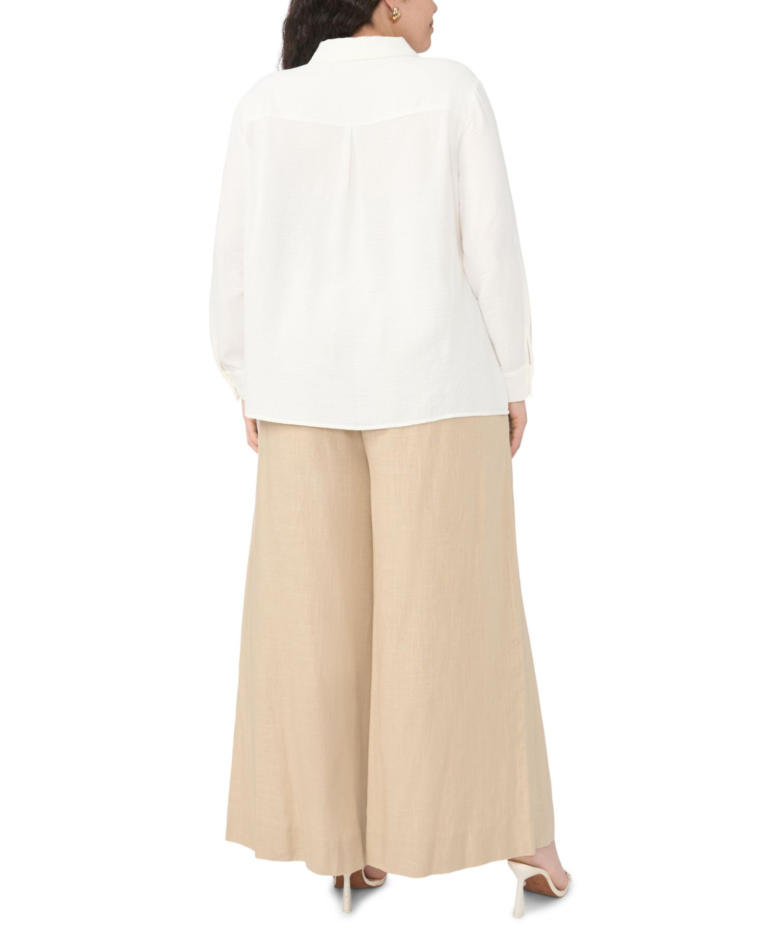 Plus Size Button-Down Tunic Flower Applique Blouse