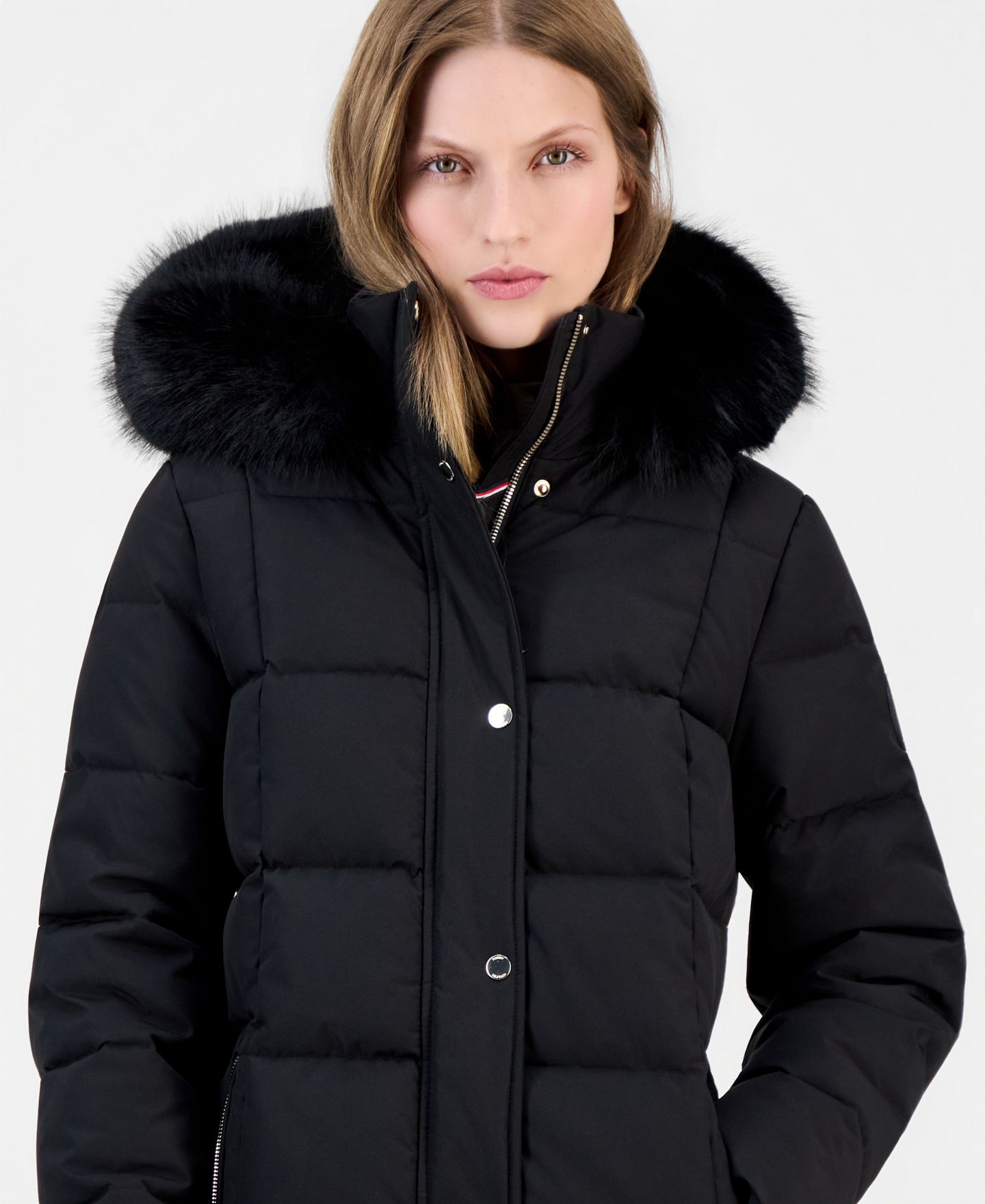 Женская куртка Tommy Hilfiger Faux-Fur-Trim Hooded Puffer, цвет: Чёрный — фото 3