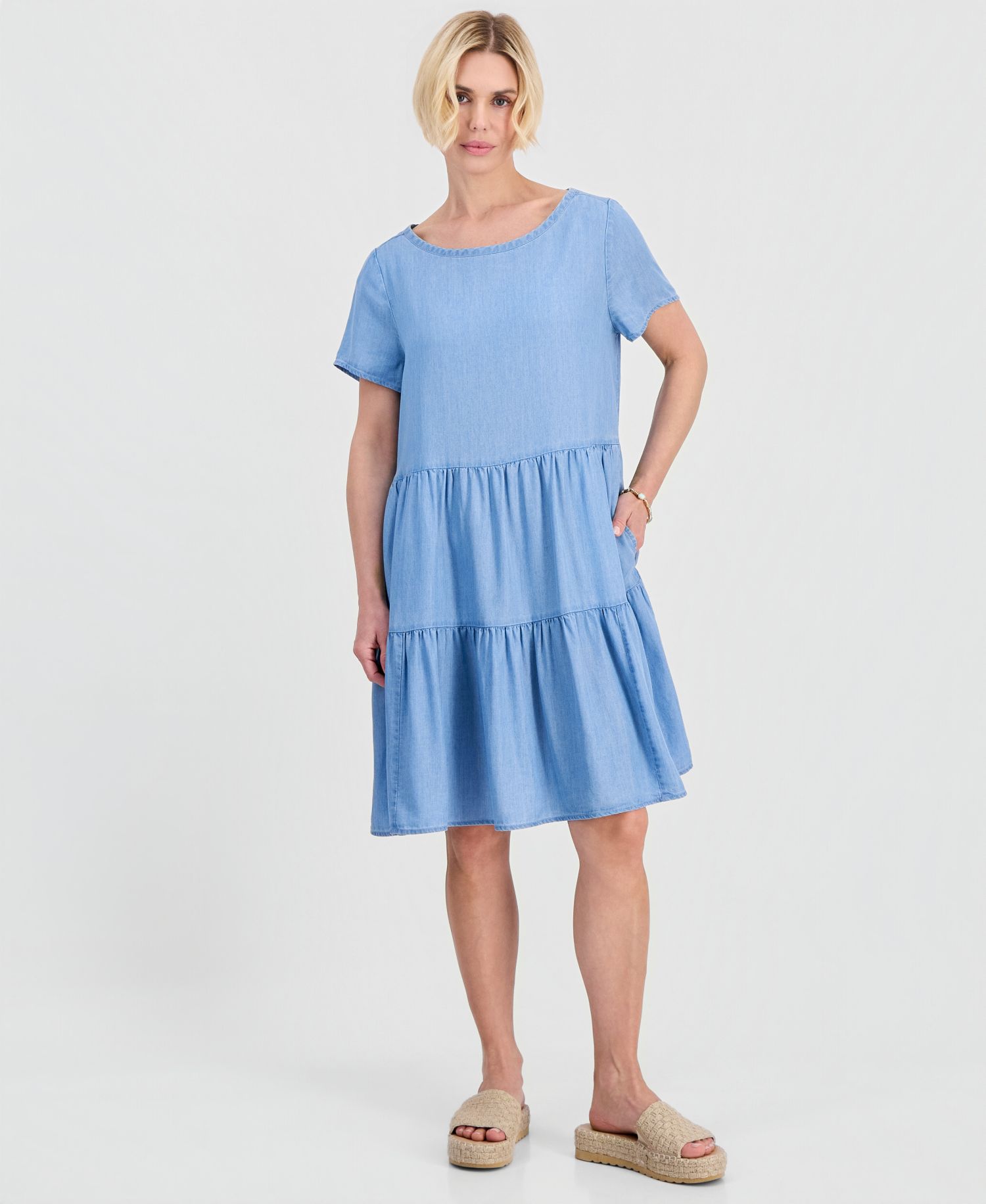 Petite Round-Neck Tiered Short-Sleeve Dress