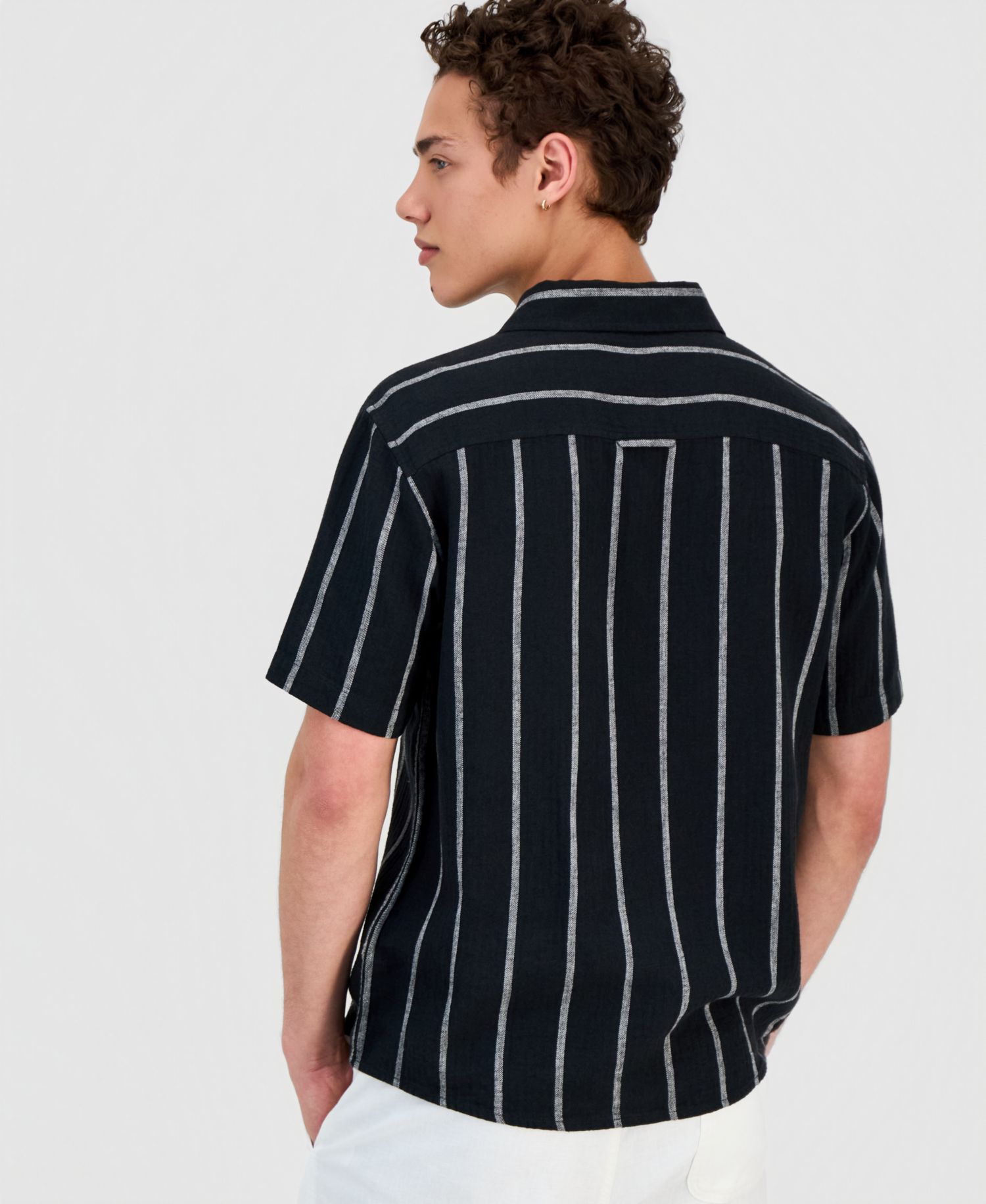 Men's Striped Linen Blend Short-Sleeve Shirt