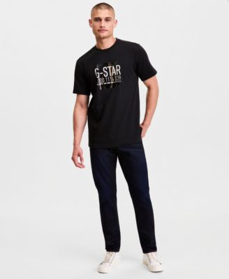 Men's Slim-Fit Jeans & District Graphic T-Shirt