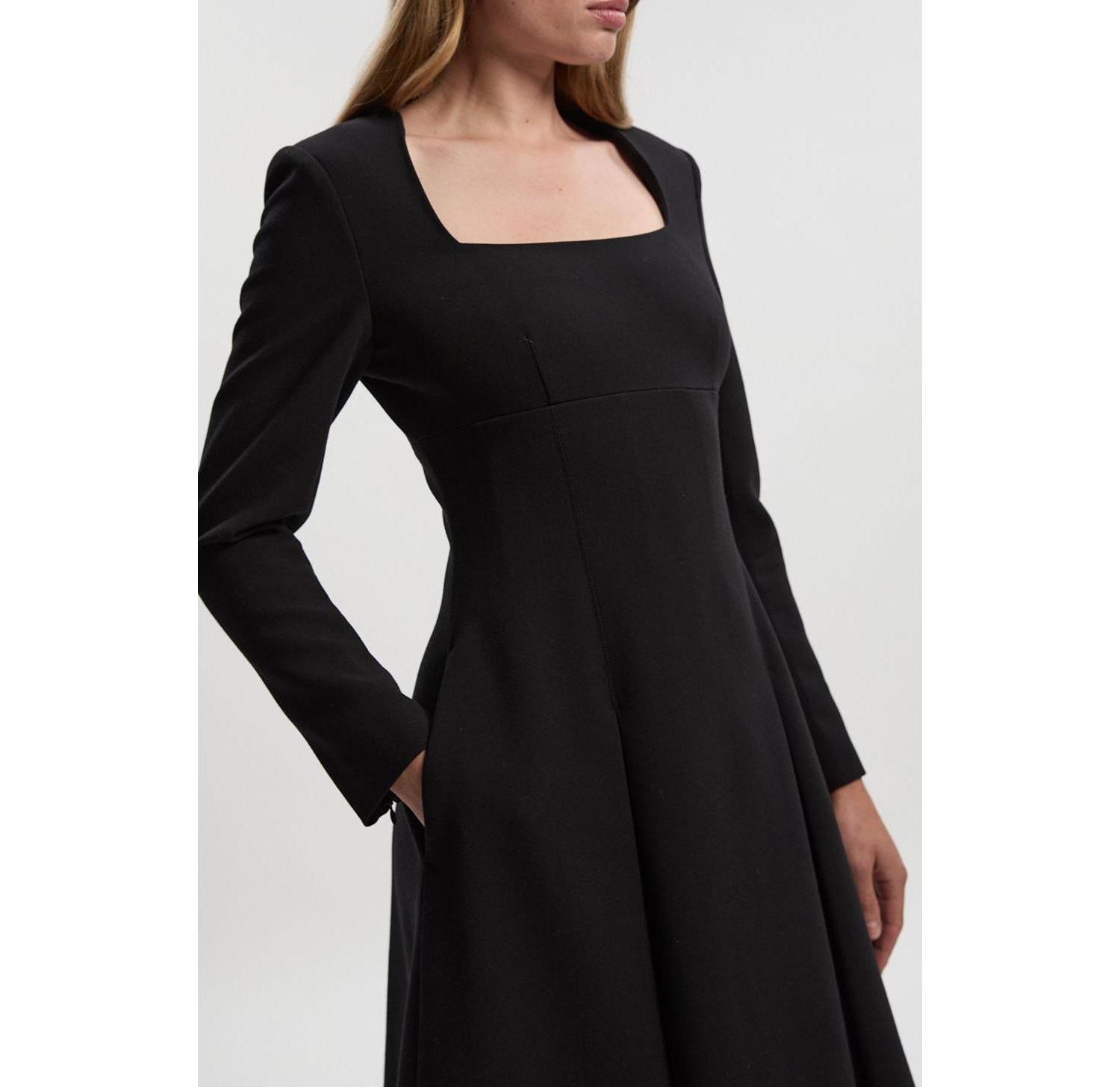 Women's Stretch Sweetheart Neck Midi Dress