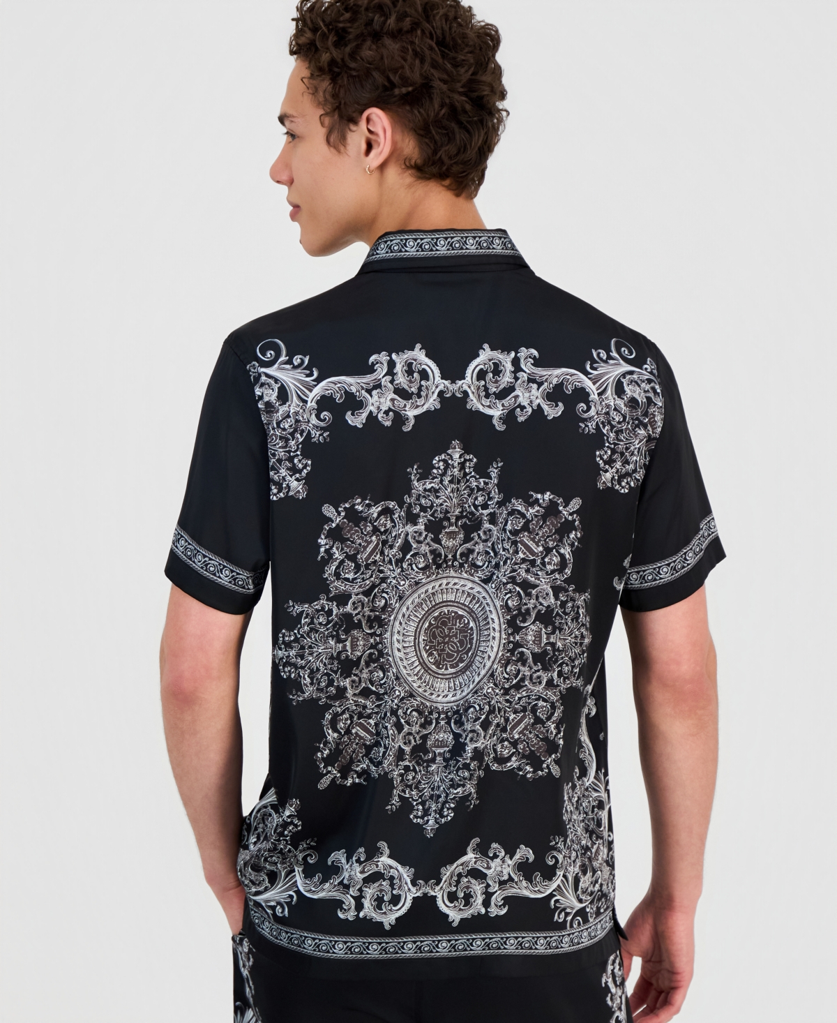 Guess Men's Charm Regal Medallion Short-Sleeve Shirt