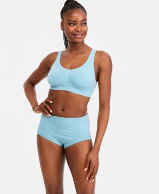  Women's One Smooth U Wireless Bralette & One Smooth U All Over Smoothing Brief Underwear