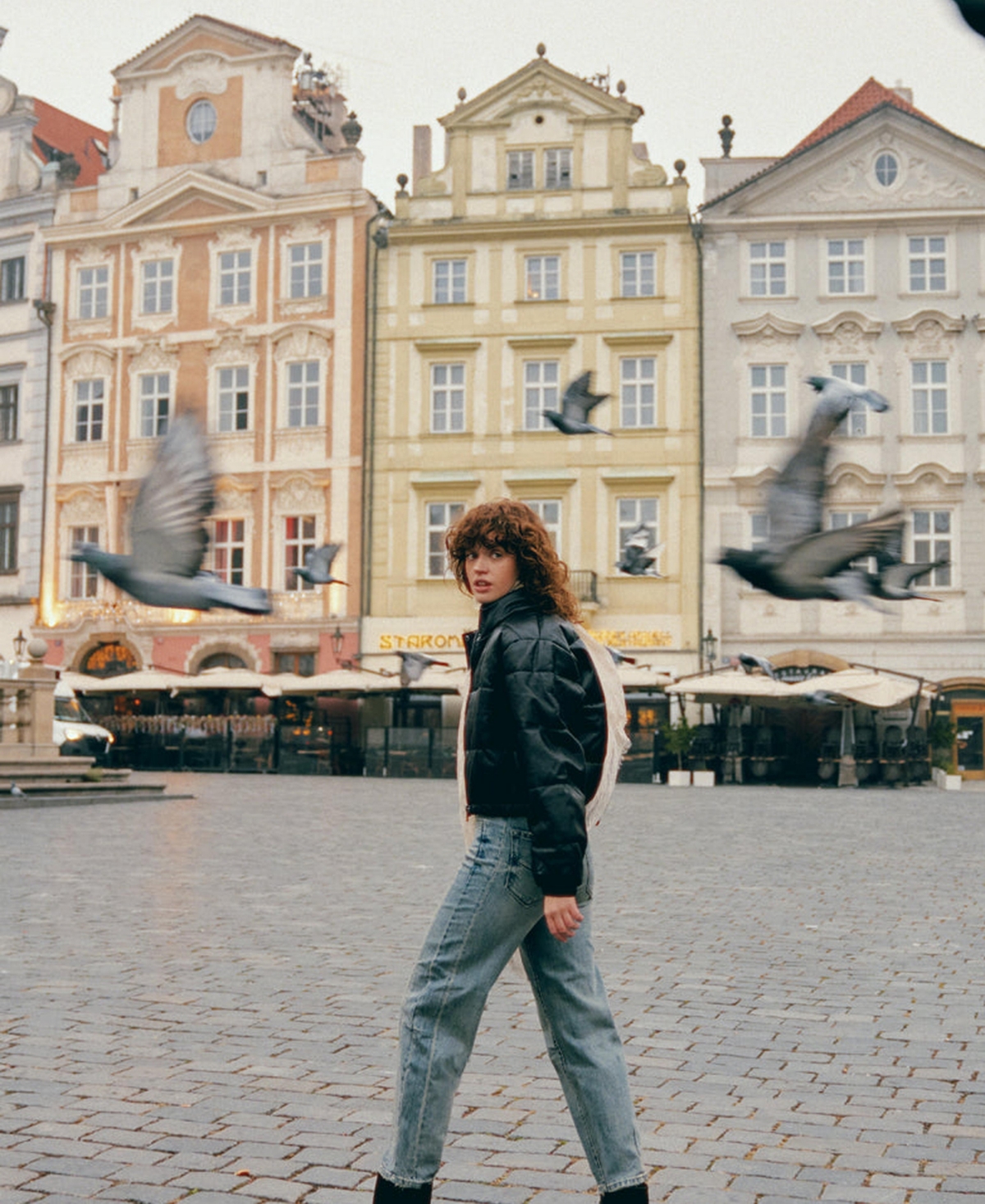 KanCan Women's Cecilia High Rise Slim Barrel Jeans