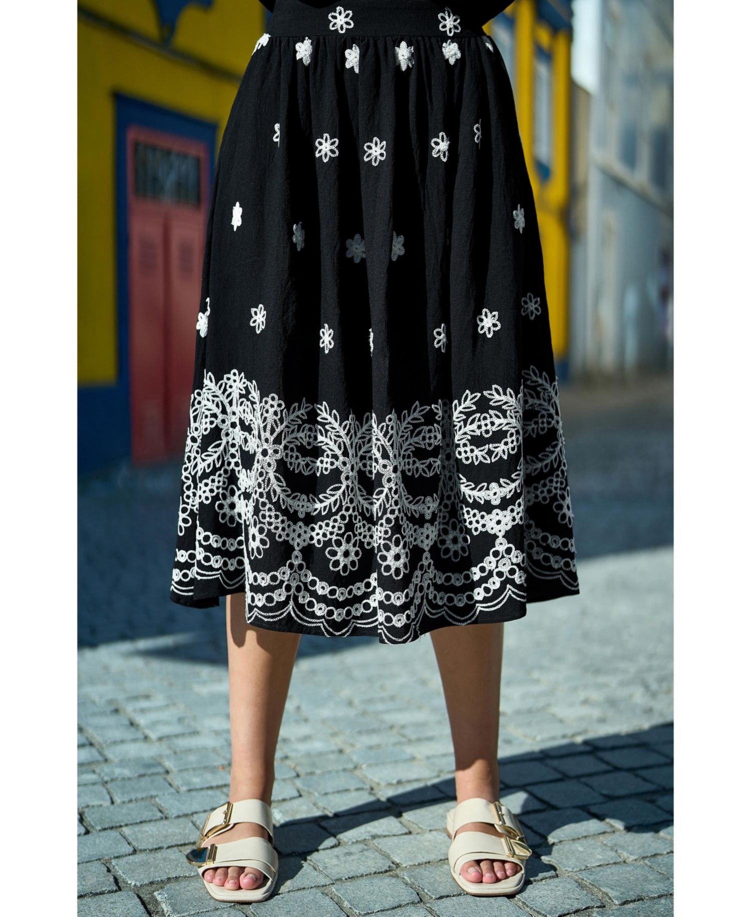 Women's Embroidered Midi Skirt