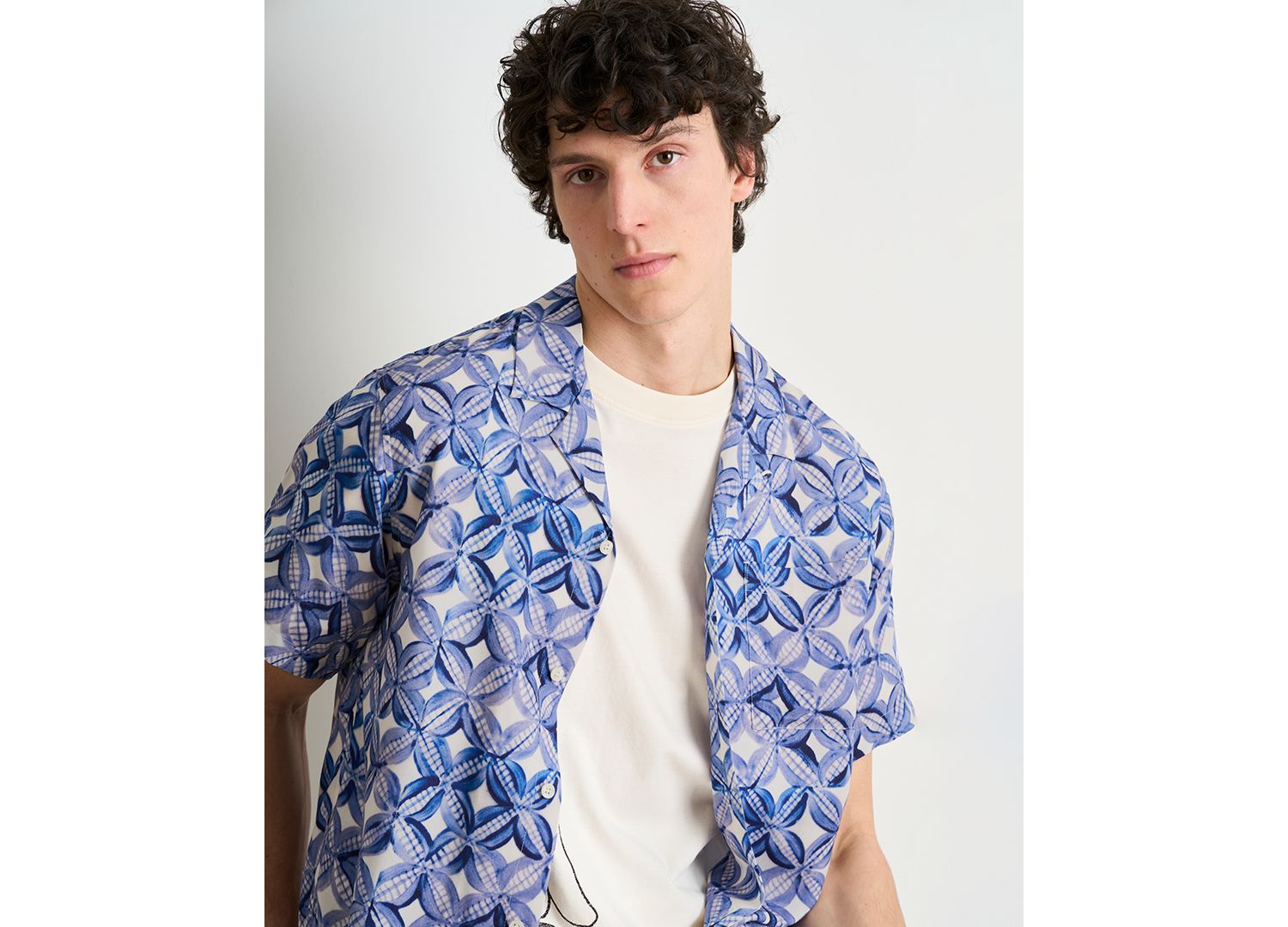Men's Regular-Fit Printed Shorts