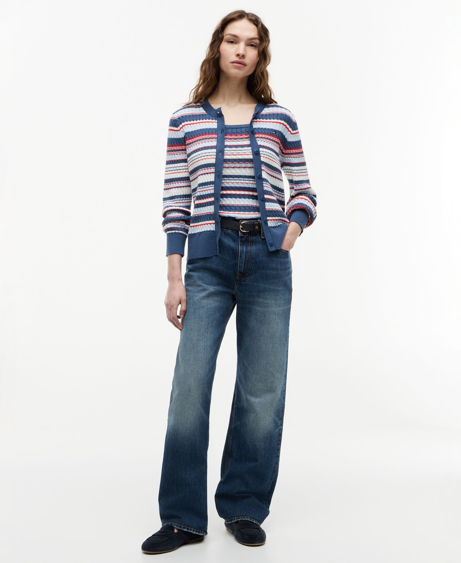 Women's Crewneck Cable Knit Sweater