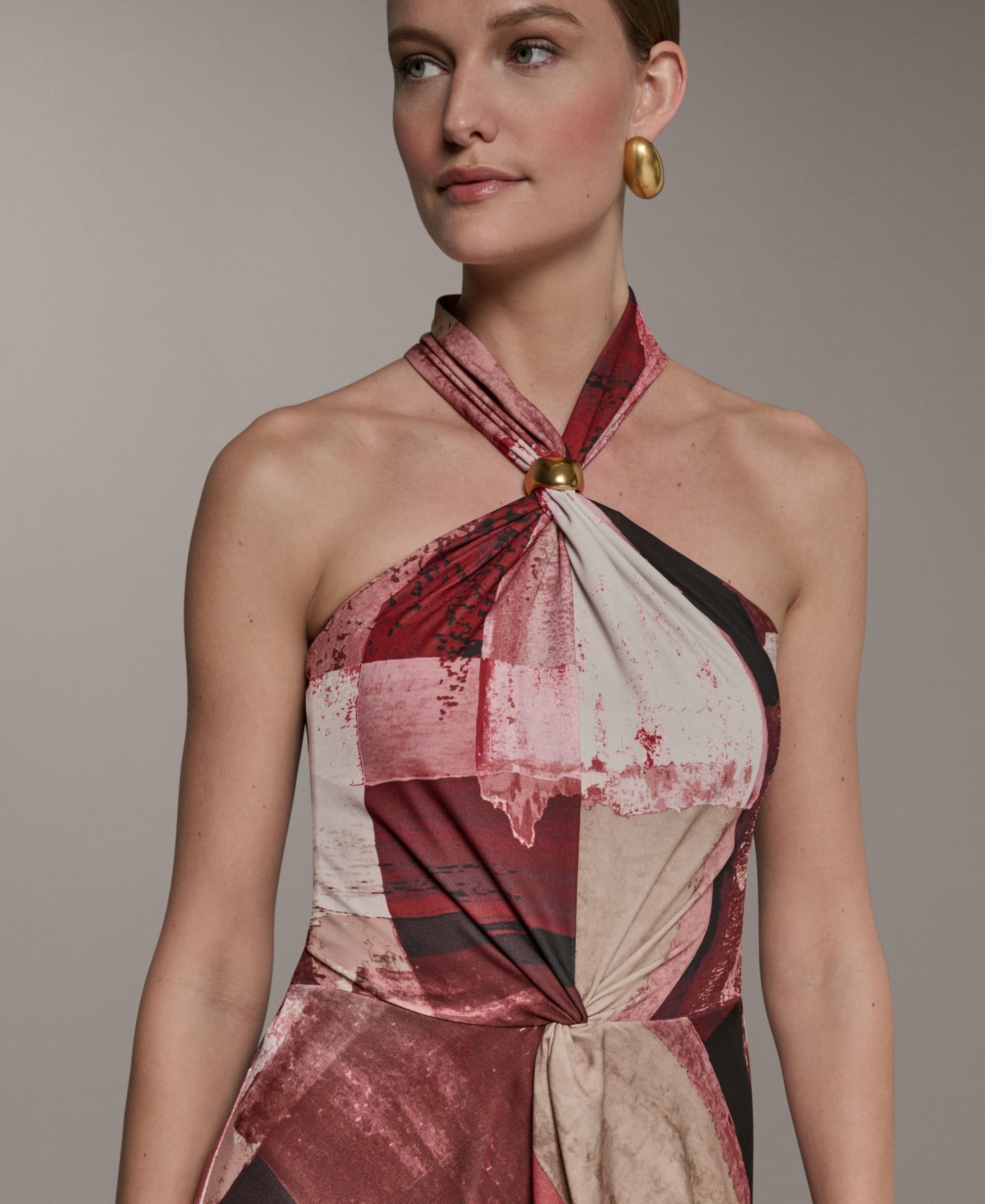 Женское платье Donna Karan New York Petite Geometric Printed Halter Neck Midi, цвет: Пустынный глиняный — фото 8