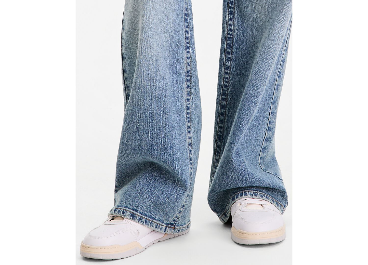 Juniors' Low Rise V-Waist Baggy Embroidered Straight Leg Jean