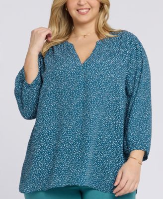 Plus Size Pintuck Split Neck Top 