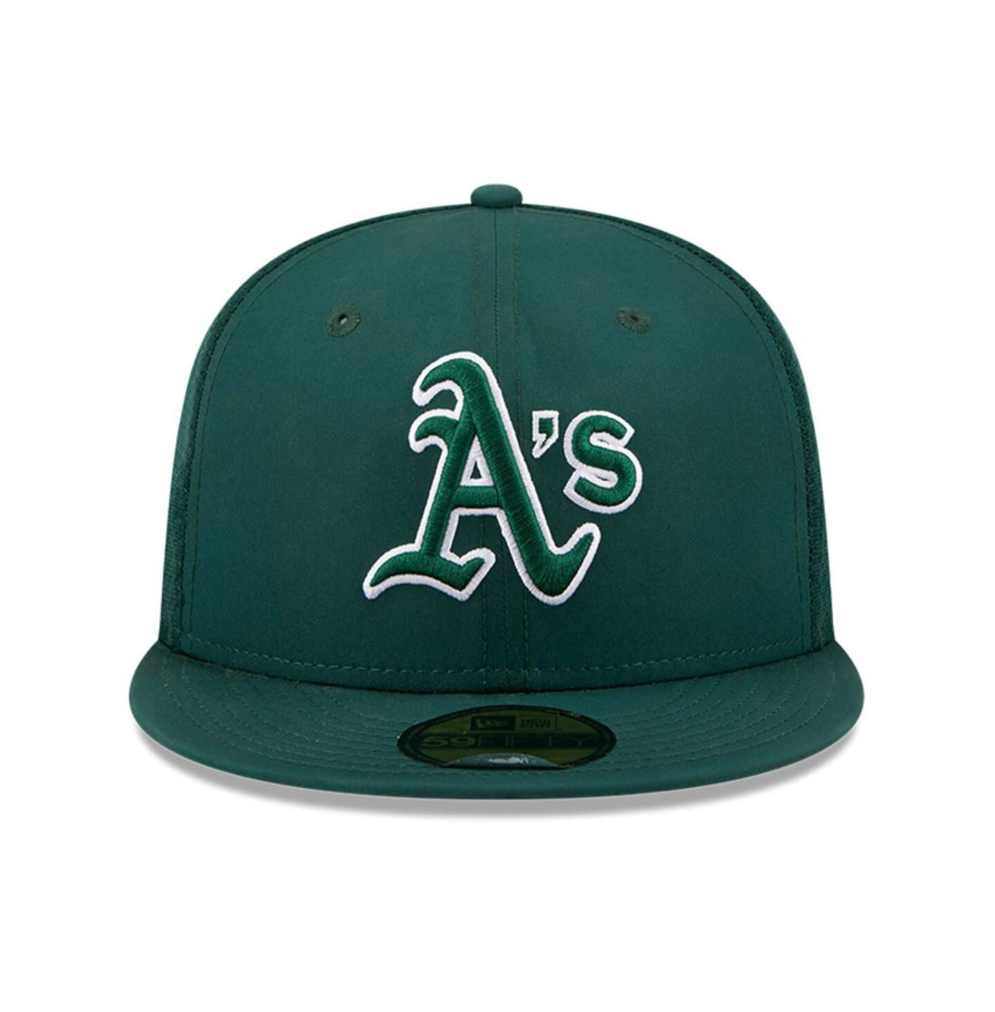 Мужская кепка New Era Green Athletics 2026 Batting Practice 59FIFTY Fitted Hat — фото 2