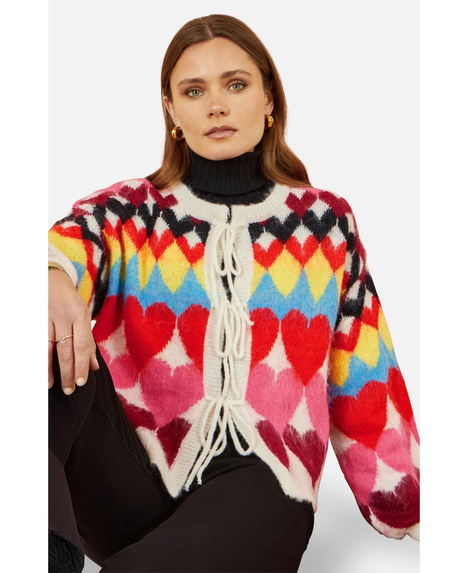 Women's Tie Front Heart Intarsia Cardigan