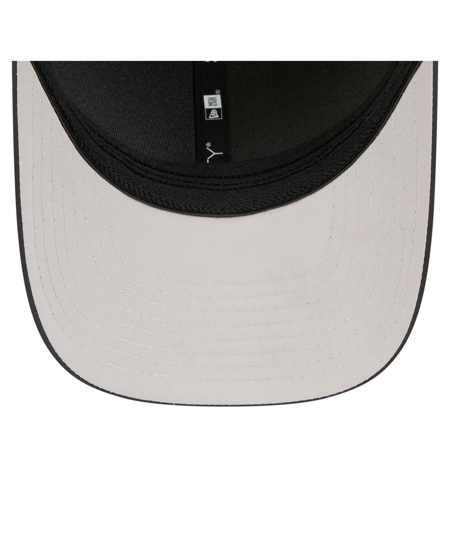 Men's Black Cleveland Guardians Metallic 39THIRTY M-Crown Flex Hat
