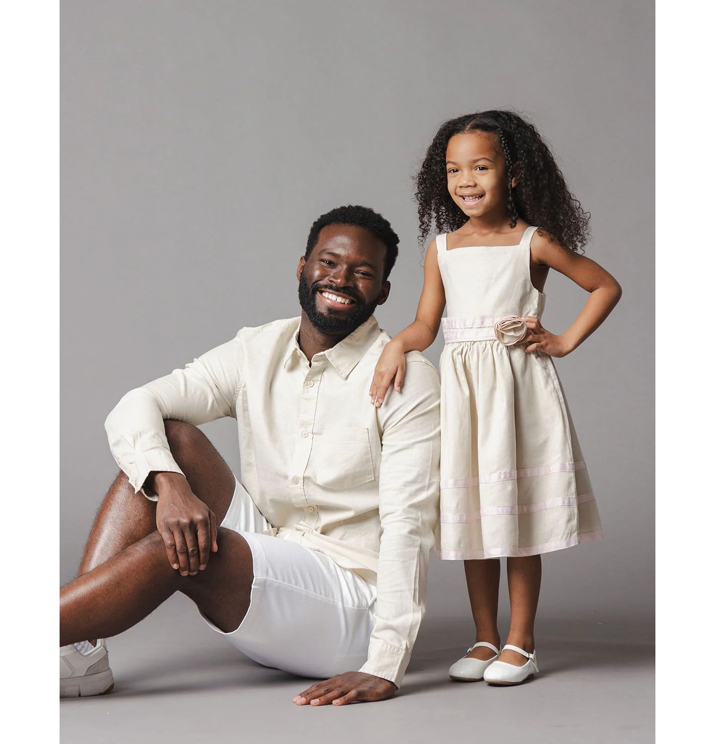 Платья Hope & Henry Men's and Family Matching Tan Linen для девочек, цвет: Светлый бежевый — фото 1