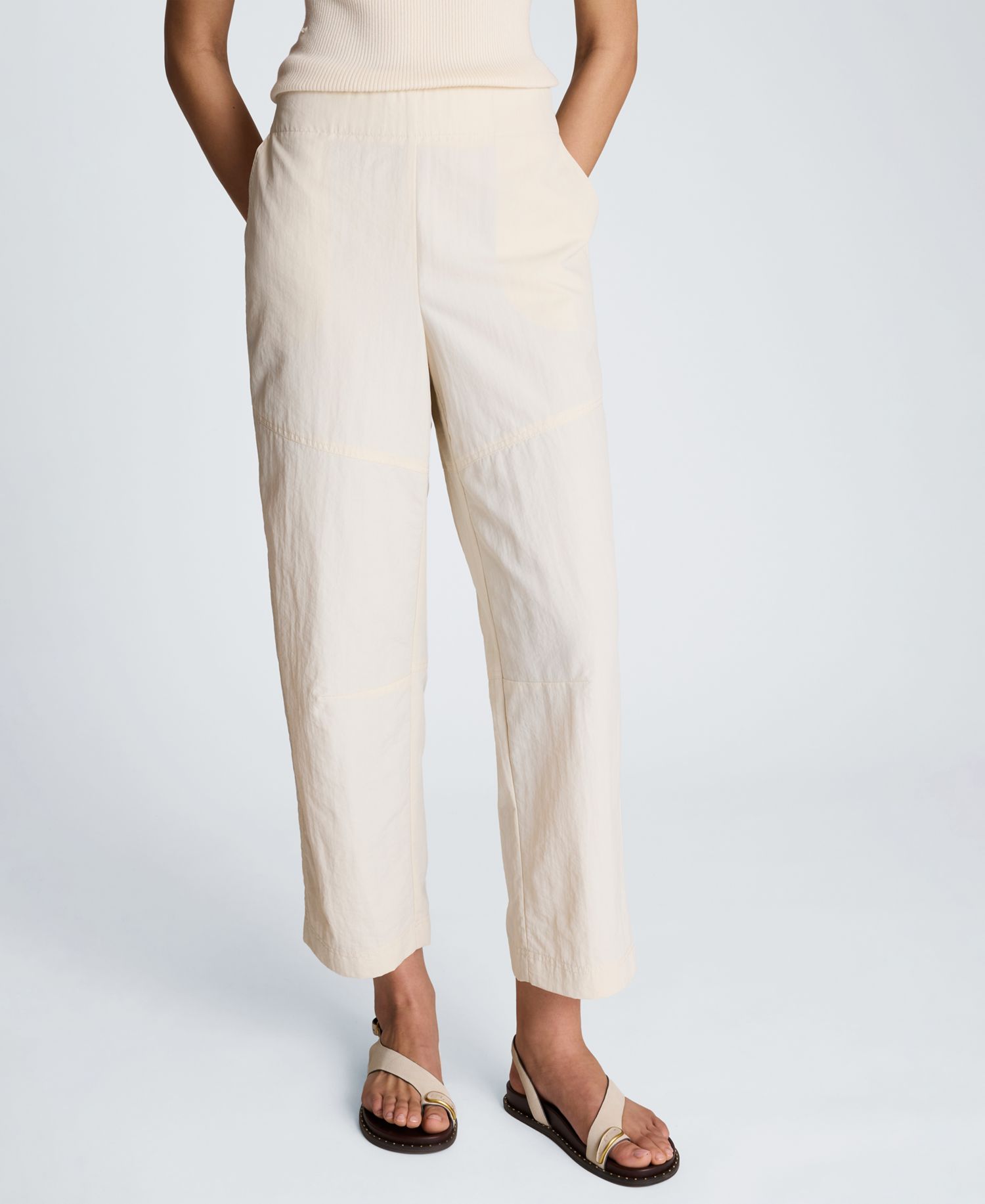Women's Mid-Rise Barrel Leg Pants