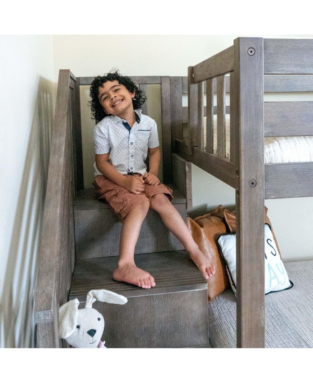 Max Lily Low Twin over Bunk with Stairs Single Guard Rail