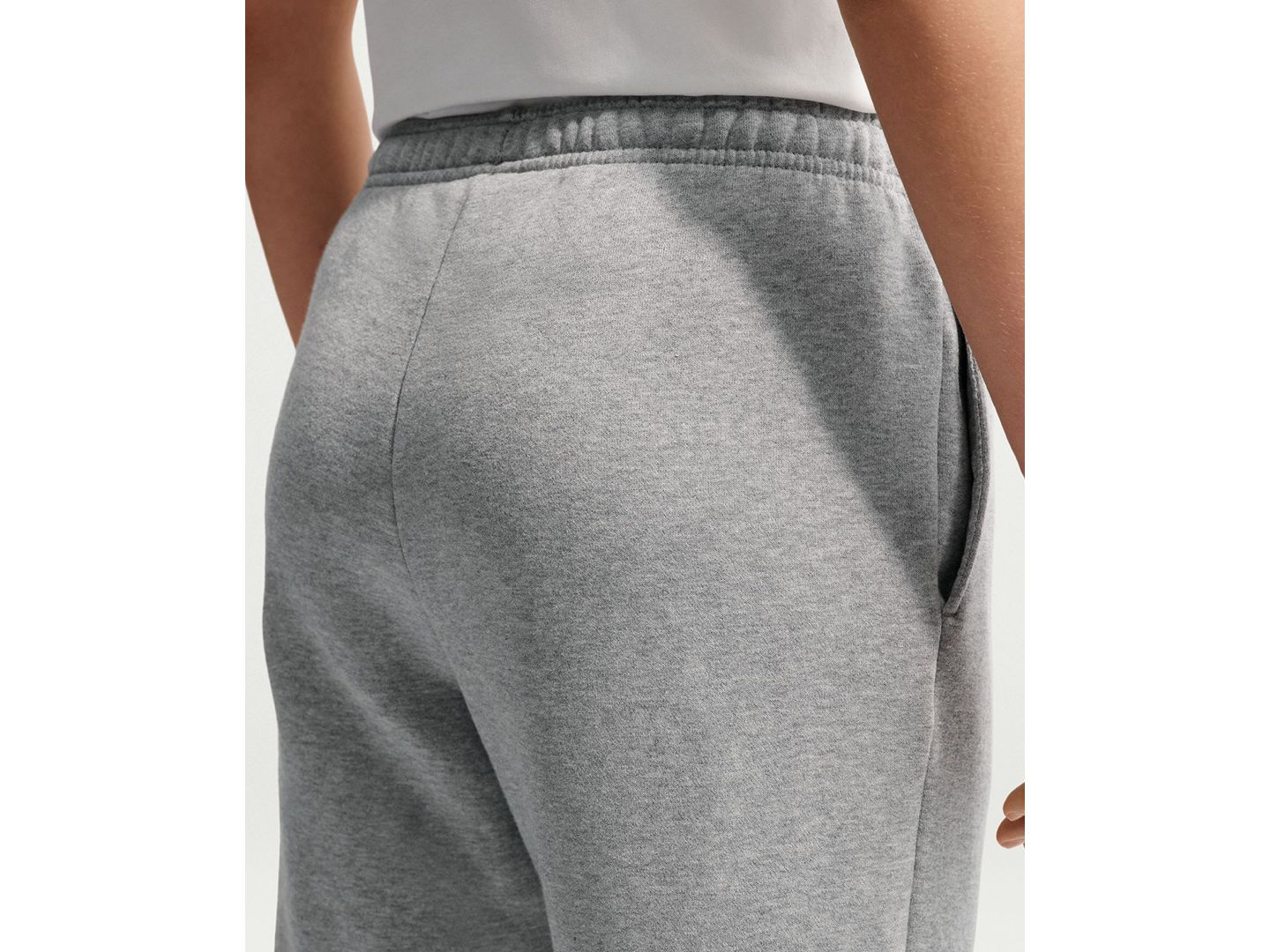 Женские брюки Nike Studio Fleece Medium Weight Mid-Rise, цвет: Меланжевый серый / Молочный — фото 4