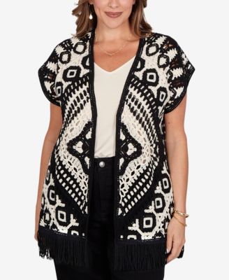 Plus Size Medallion Crochet Fringe Sleeveless Cardigan