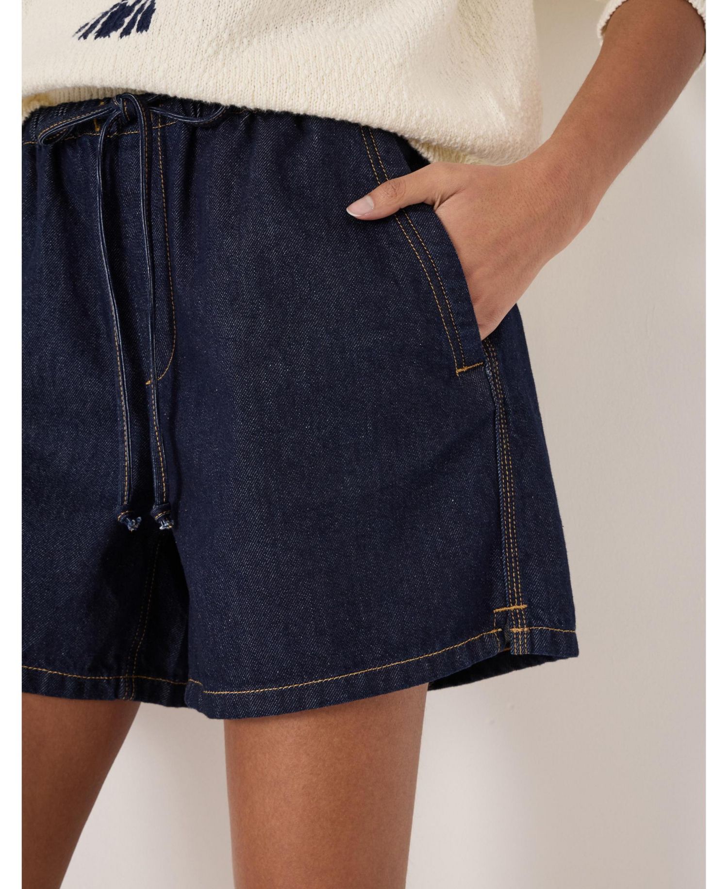 Women's Betty Denim Pull On Shorts