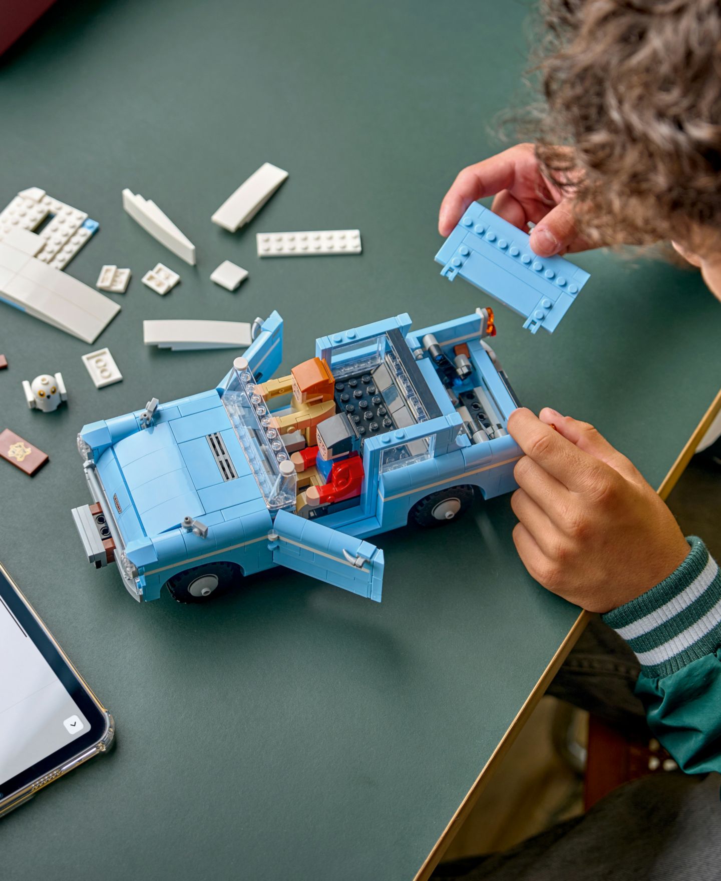 Детский конструктор LEGO Harry Potter Enchanted Flying Ford Anglia Building Set 76470 — фото 12