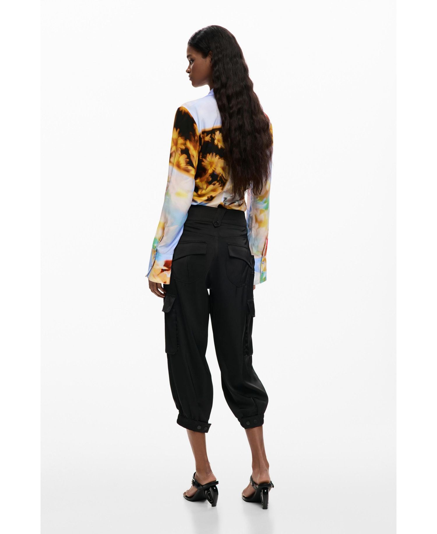 Women's Cargo Capri Pants