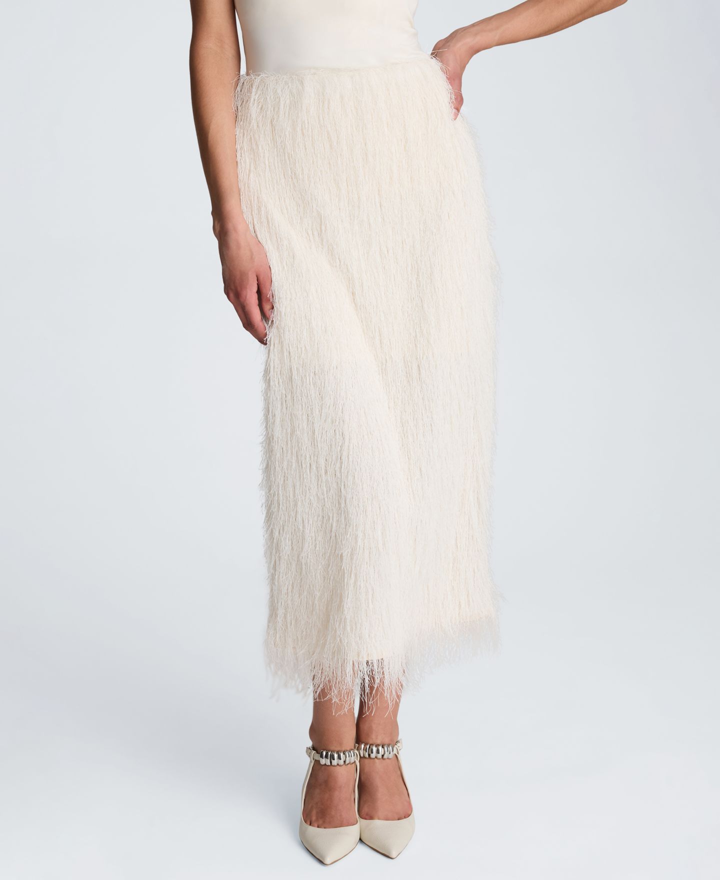 Женская юбка Kenneth Cole Fringed Knit Pull-On Midi, цвет: Устричный — фото 2