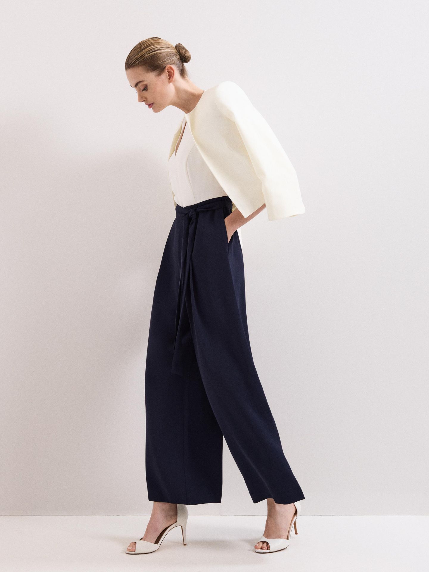 Женский комбинезон Phase Eight Brylee Wide Leg Jumpsuit, цвет: Натуральный — фото 7
