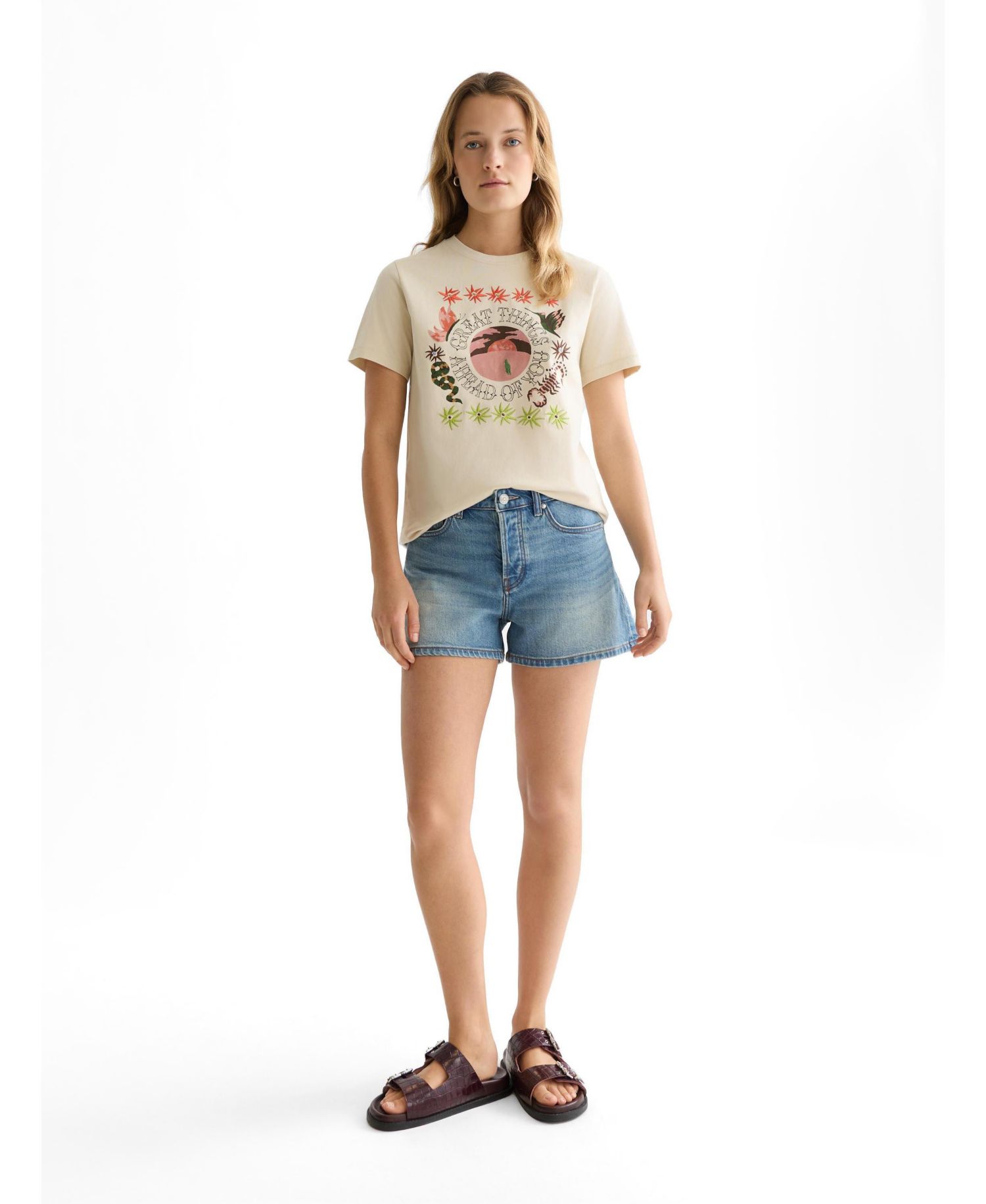 Women's 's Tops and Tees for Embroidered Artwork Regular-Fit T-Shirt