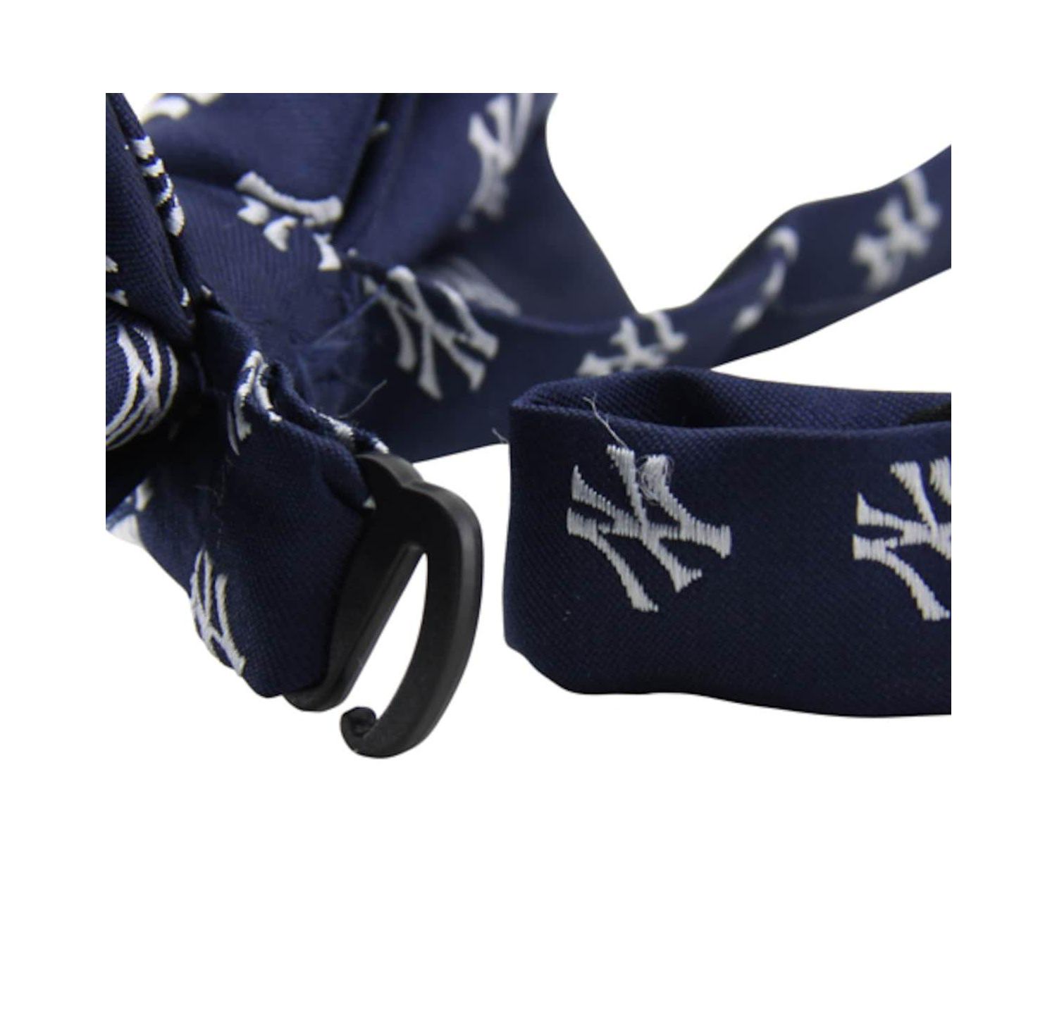 Men's Navy New York Yankees Repeat Bow Tie