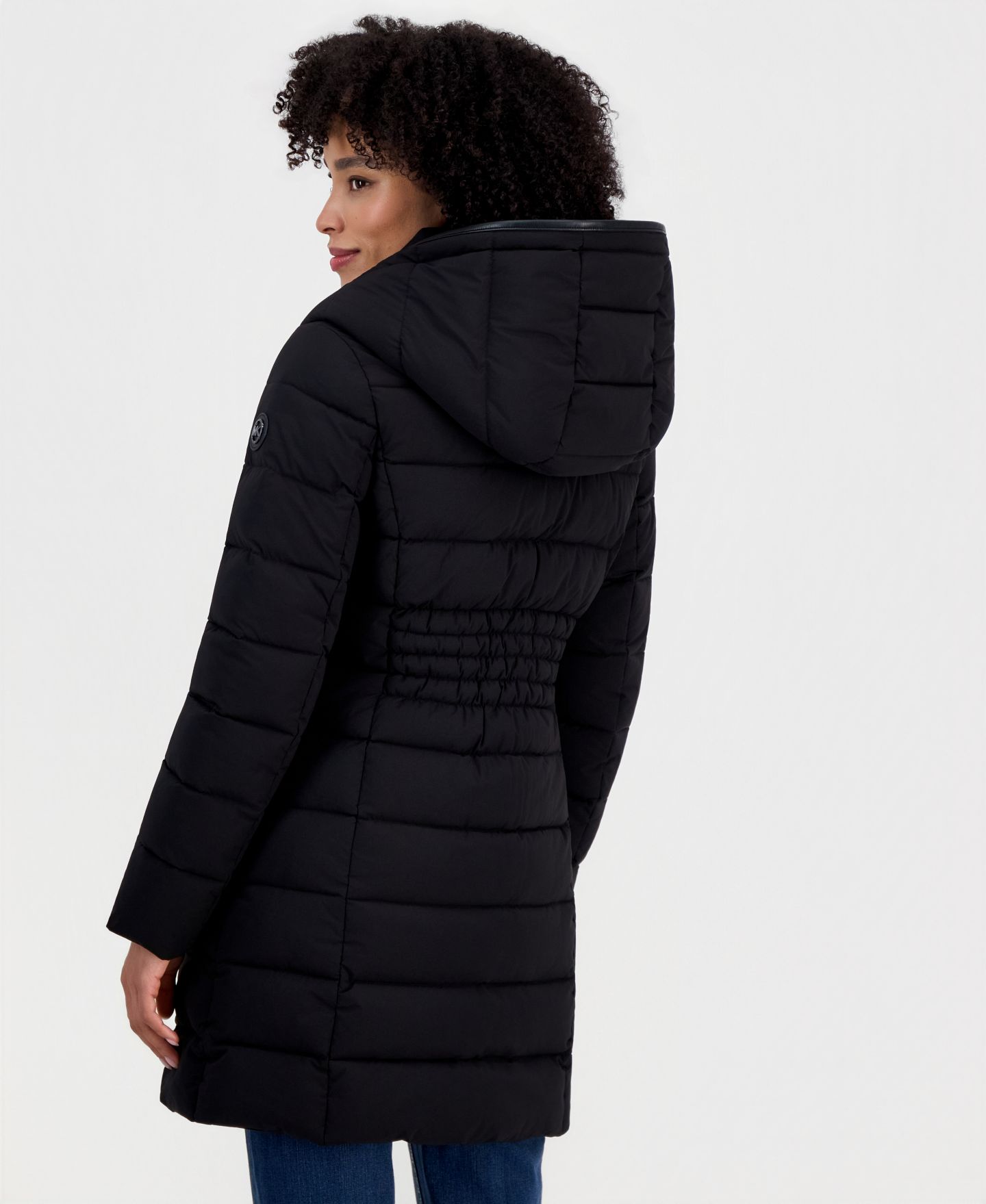 Женская куртка Michael Kors Pleather-Trim Hooded Puffer, цвет: Чёрный — фото 2