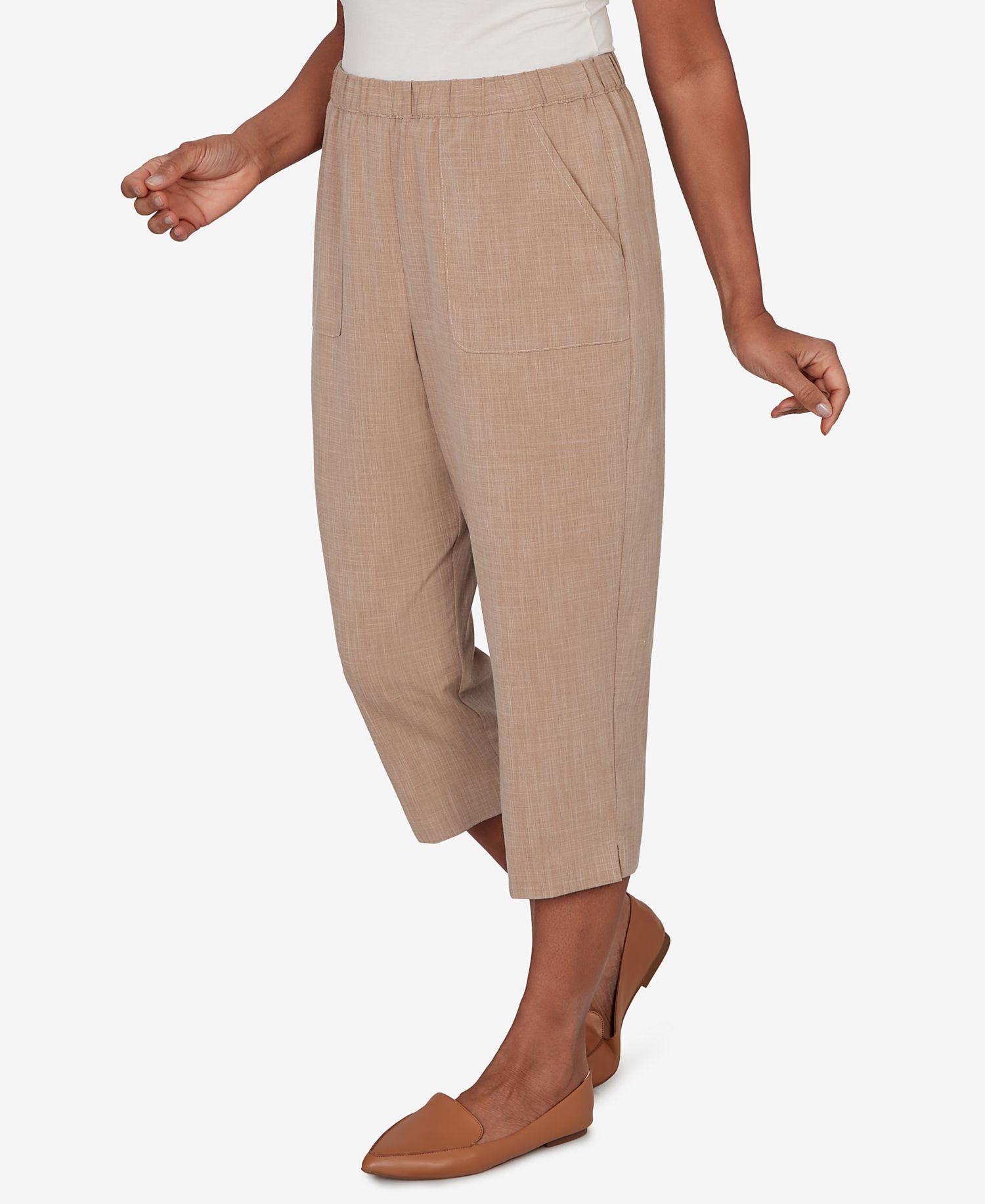 Women's Grand Bazaar Textured Pull-On Capri Pants