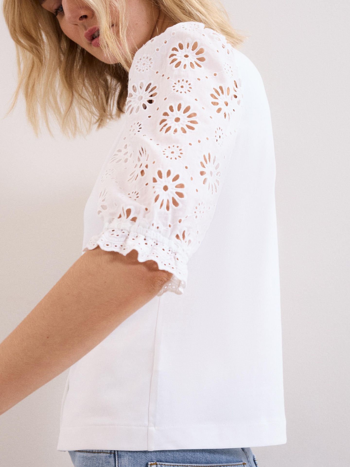 Женский топ Phase Eight Eleanor Floral Eyelet Detail, цвет: Белый — фото 5