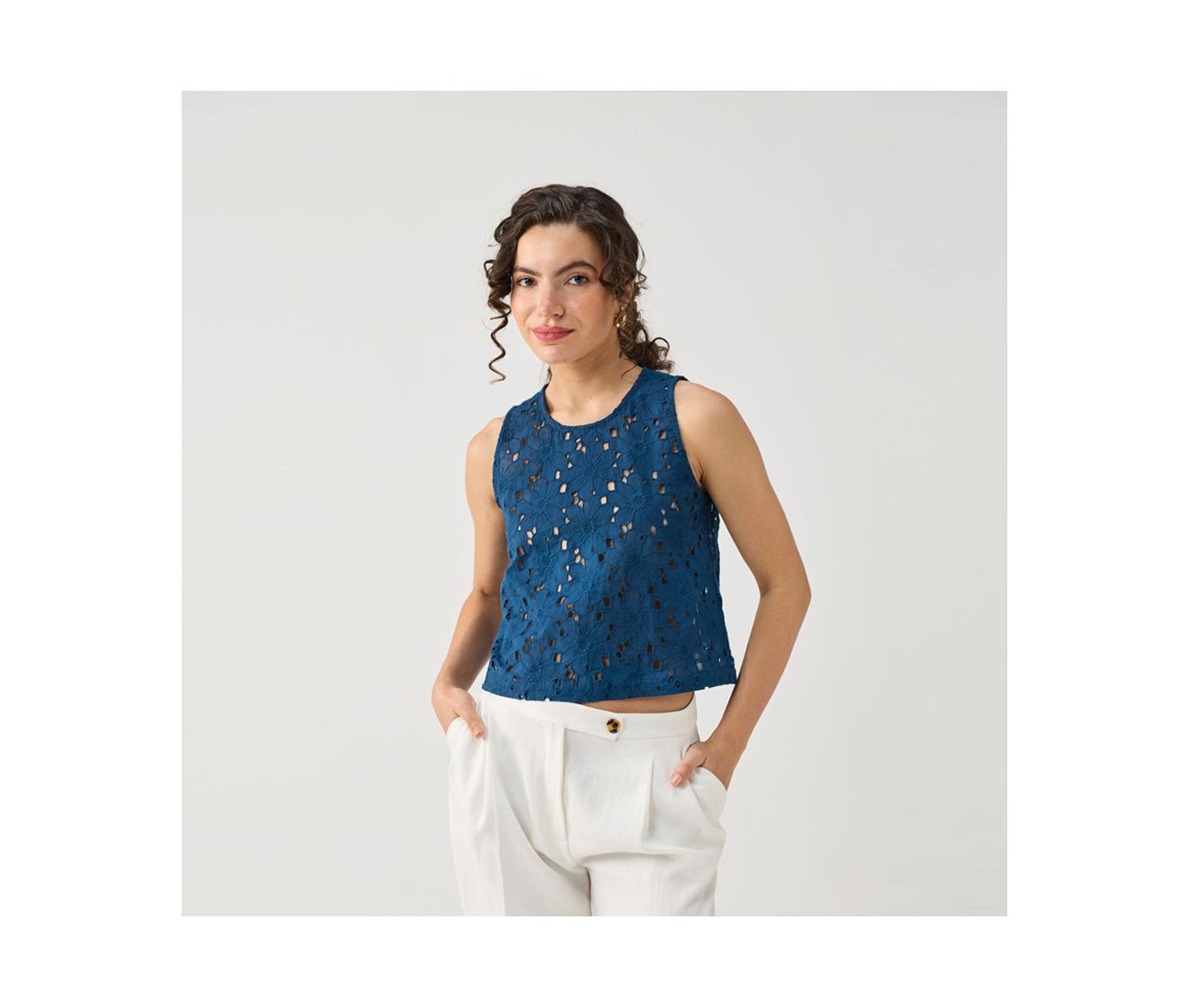 Женский топ Reistor Embroidered Sleeveless Button-Back, цвет: Синий — фото 7