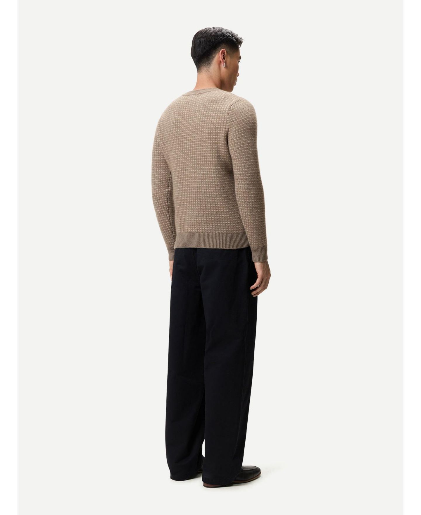 Мужской свитер Gobi Cashmere Silk Turtle-Neck, цвет: Тёмный бежевый — фото 3