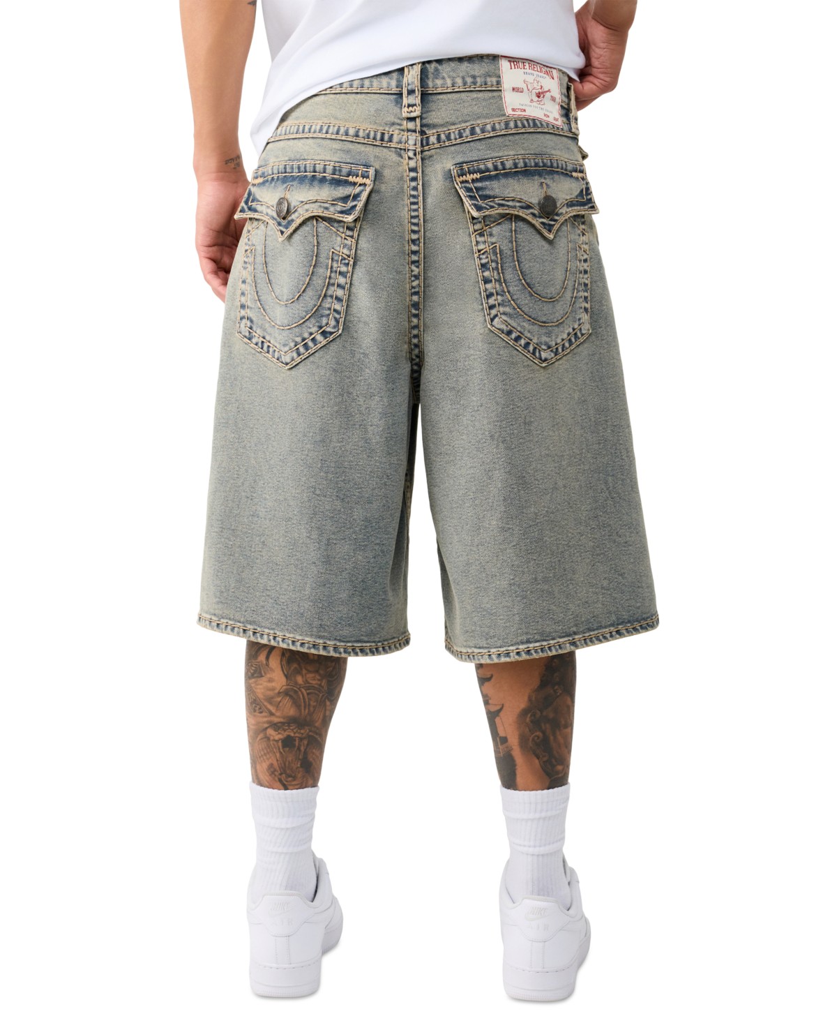 Мужские True Religion Men's Mikey Baggy Super T Flap Denim Shorts — фото 1