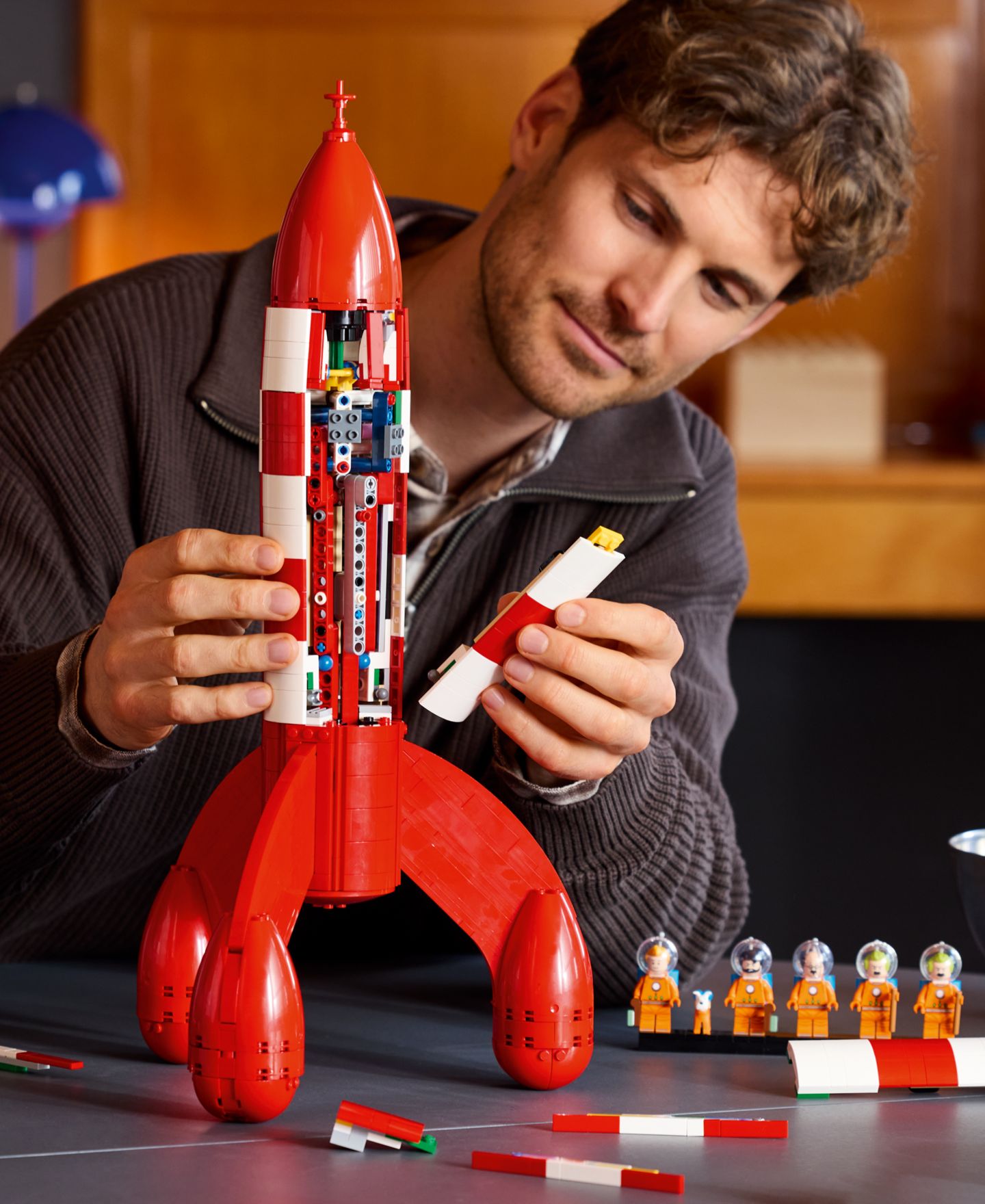 Детский конструктор LEGO® Ideas Tintin Moon Rocket 21367 1,283-Piece Building Set, Ages 18+ — фото 6