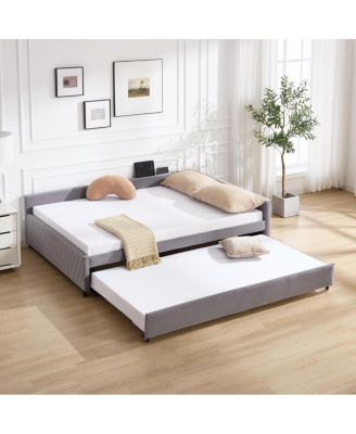 Upholstered Daybed with Trundle
