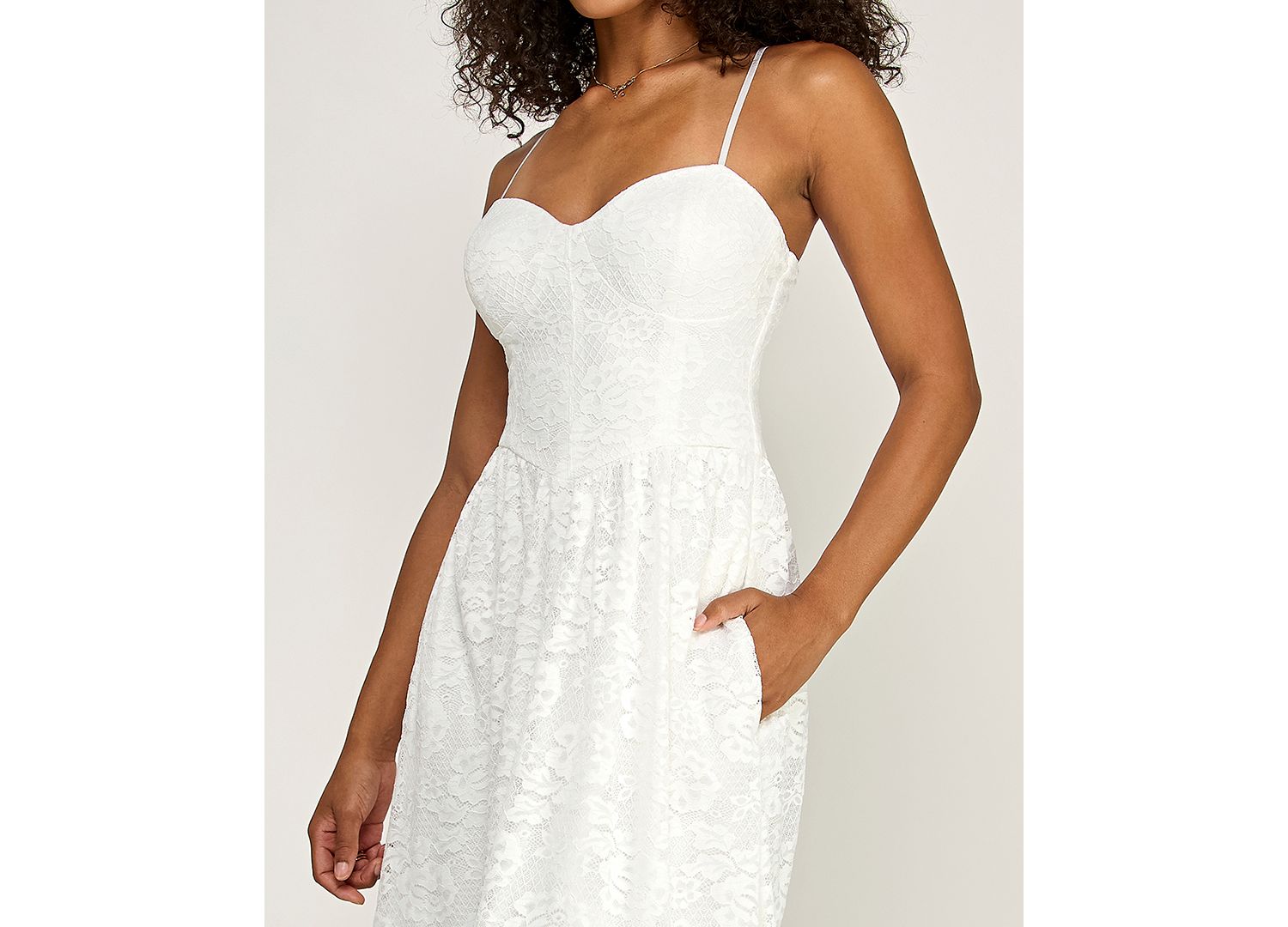 Juniors' Sweetheart Neck Midi Dress