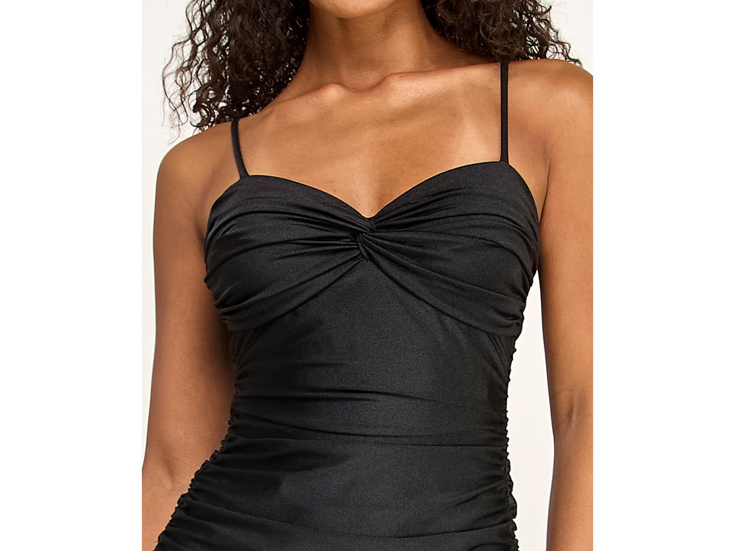 Женское платье City Studios Juniors' Twist Bandeau Ruched Long, цвет: Чёрный — фото 4