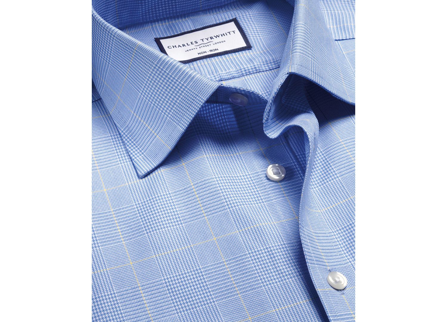 Men's Slim-Fit Spread Collar Dress Shirt