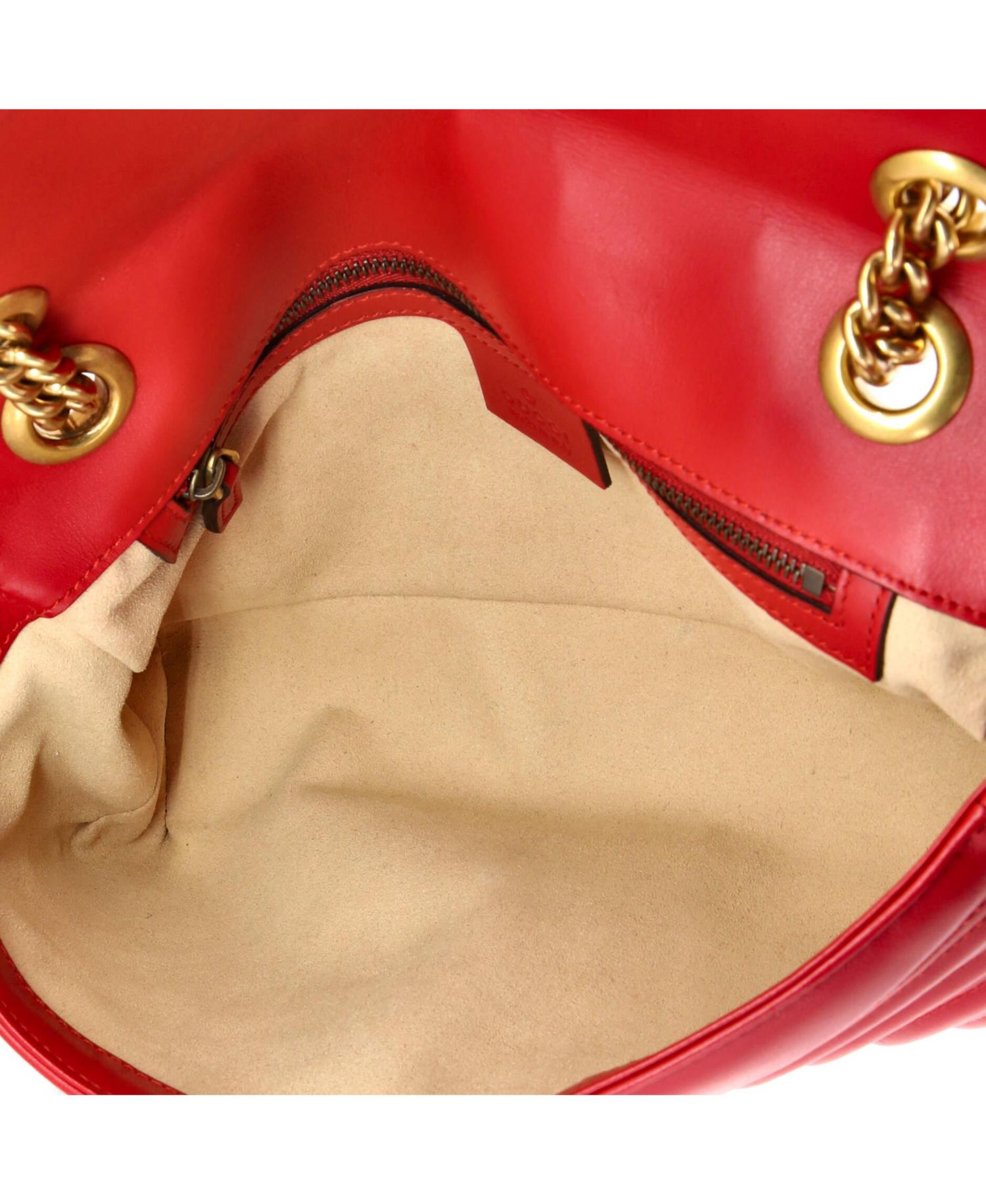 Medium GG Marmont Flap Bag Matelasse Leather