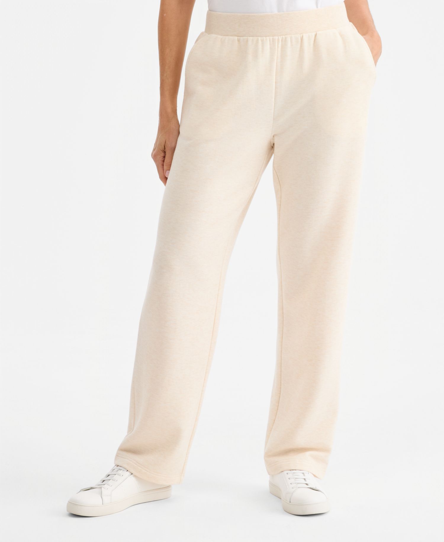Petite Mid-Rise LuxLounge Knit Sweatpants