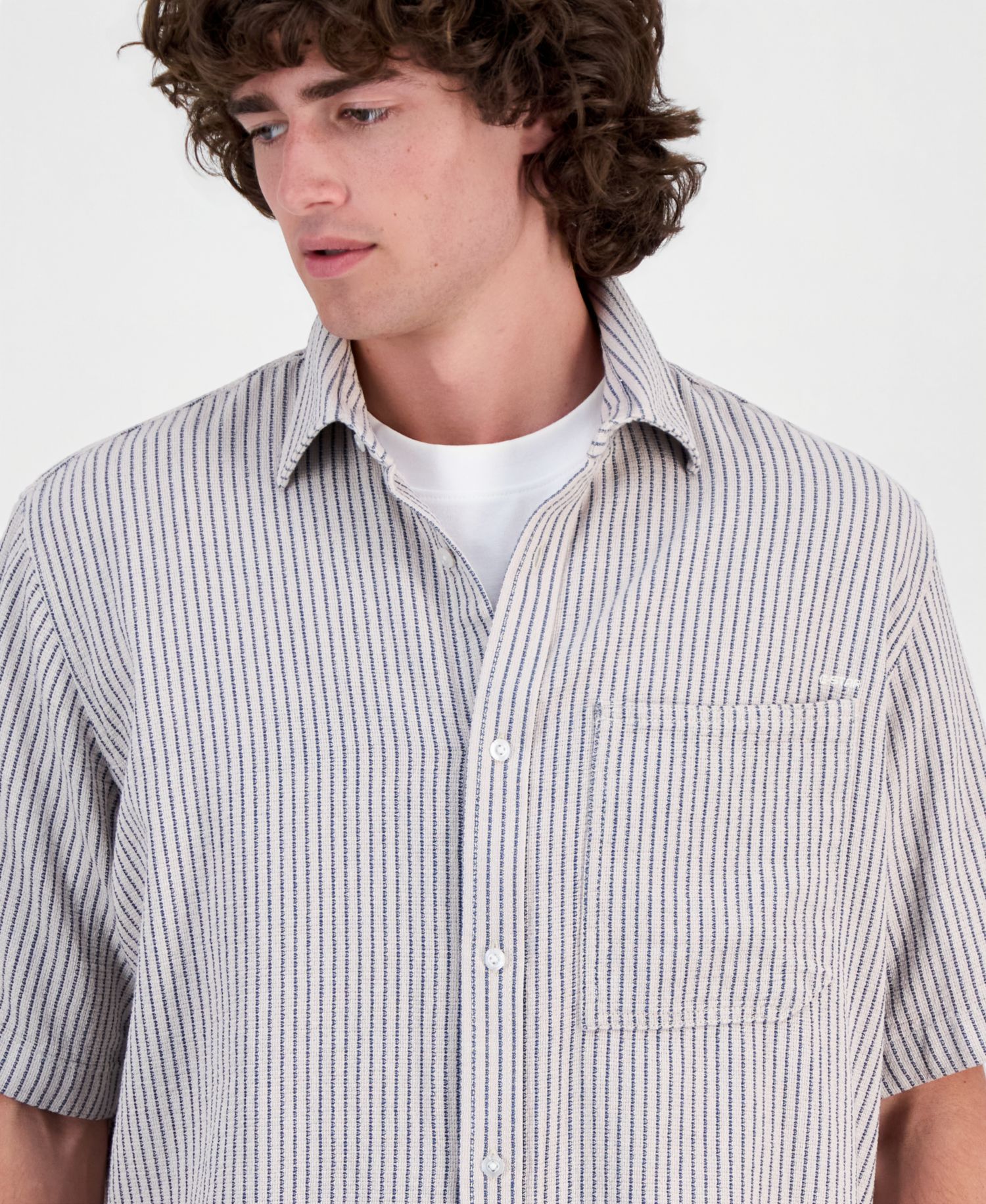 Men's One-Pocket Striped Short-Sleeve Shirt